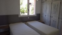 /album/galerie-de-photos-notre-location-pour-10-personnes/la-villa-no-5-chambre-1-jpg/